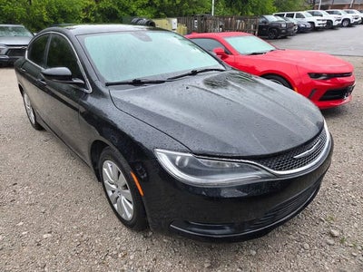 2016 Chrysler 200 LX