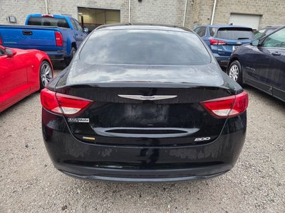 2016 Chrysler 200 LX
