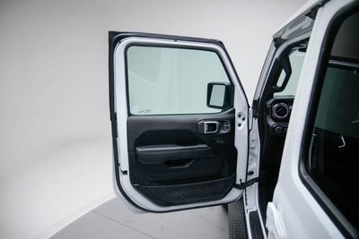 2019 Jeep Wrangler Unlimited Sahara Altitude 4x4