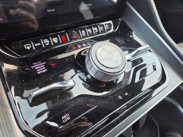 2024 Jeep Grand Wagoneer Series II Obsidian
