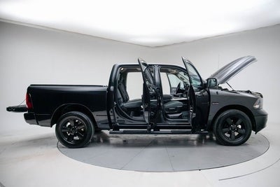 2018 RAM 1500 Big Horn Crew Cab 4x4 5'7" Box