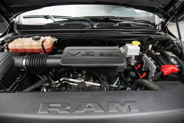 2022 RAM 1500 Big Horn Crew Cab 4x4 5'7" Box