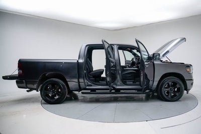 2022 RAM 1500 Big Horn Crew Cab 4x4 5'7" Box
