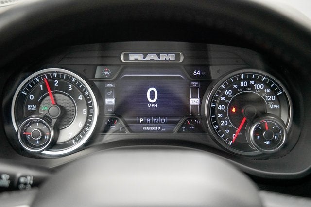 2022 RAM 1500 Big Horn Crew Cab 4x4 5'7" Box