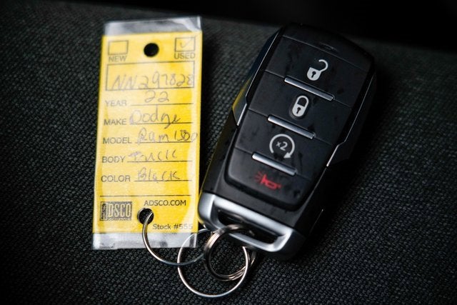 2022 RAM 1500 Big Horn Crew Cab 4x4 5'7" Box