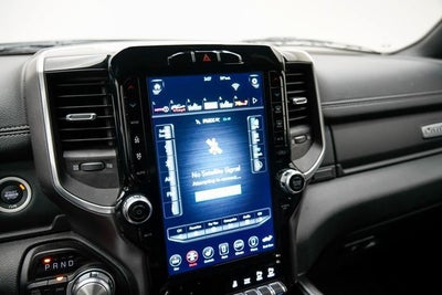 2021 RAM 1500 Laramie Crew Cab 4x4 5'7" Box