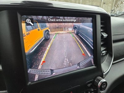 2020 RAM 1500 Laramie Crew Cab 4x4 5'7" Box