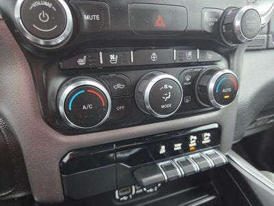 2020 RAM 1500 Laramie Crew Cab 4x4 5'7" Box