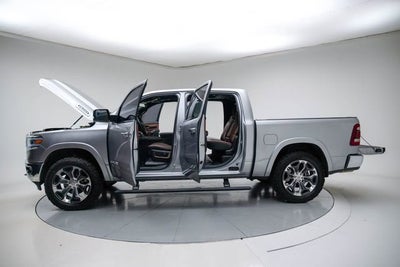 2019 RAM 1500 Longhorn Crew Cab 4x4 5'7" Box