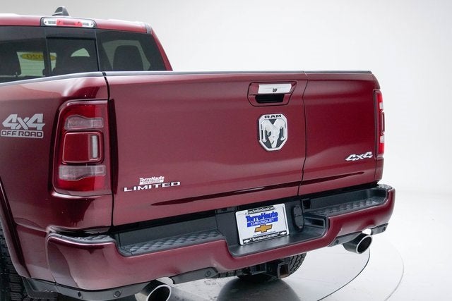 2020 RAM 1500 Limited Crew Cab 4x4 6'4" Box