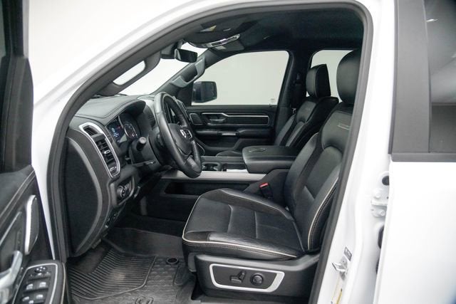 2023 RAM 1500 Laramie Crew Cab 4x4 6'4" Box