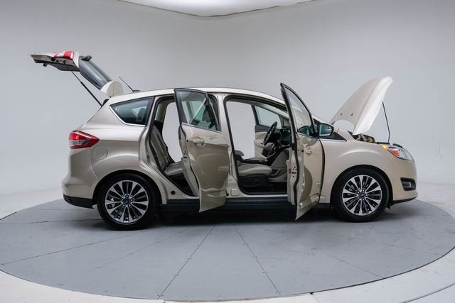 2017 Ford C-Max Energi Titanium