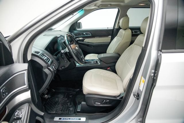 2016 Ford Explorer Platinum