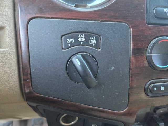 2008 Ford Super Duty F-350 SRW Lariat