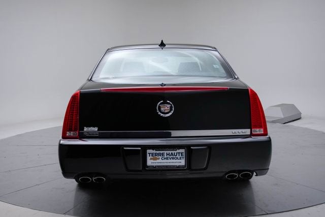 2011 Cadillac DTS Base
