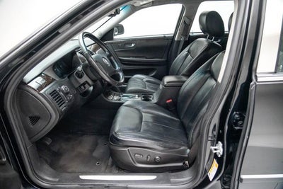 2011 Cadillac DTS Base