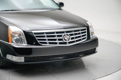 2011 Cadillac DTS Base