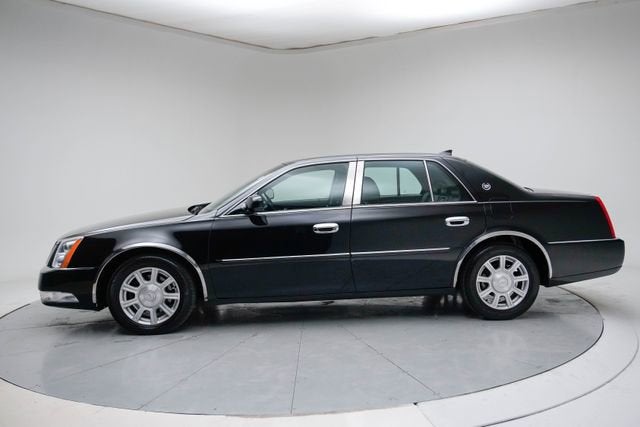 2011 Cadillac DTS Base