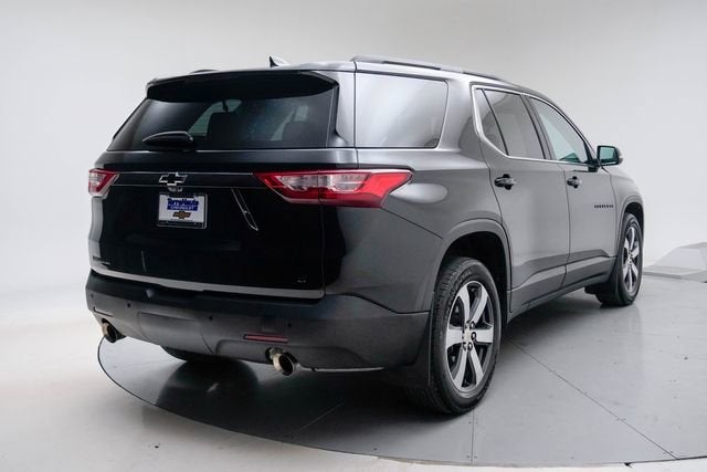 2021 Chevrolet Traverse LT Leather