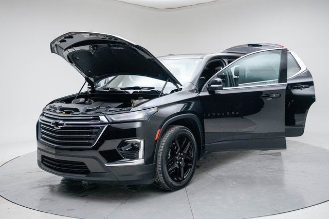 2022 Chevrolet Traverse LT Cloth