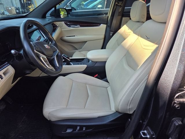 2019 Cadillac XT5 Premium Luxury FWD