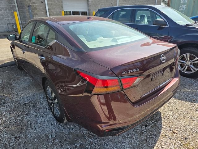 2024 Nissan Altima SV FWD