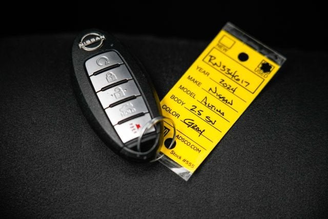 2024 Nissan Altima 2.5 SV