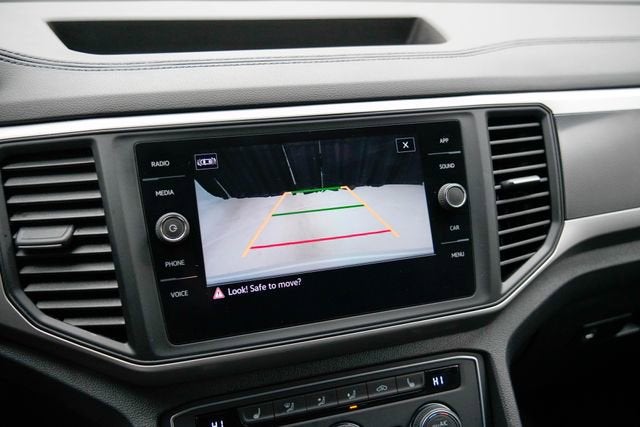 2021 Volkswagen Atlas Cross Sport 3.6L V6 SE w/Technology R-Line