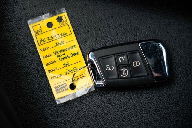 2021 Volkswagen Atlas Cross Sport 3.6L V6 SE w/Technology R-Line