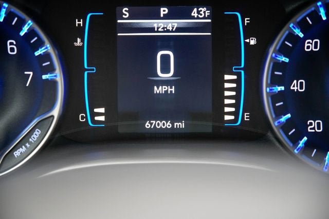 2023 Chrysler Voyager LX