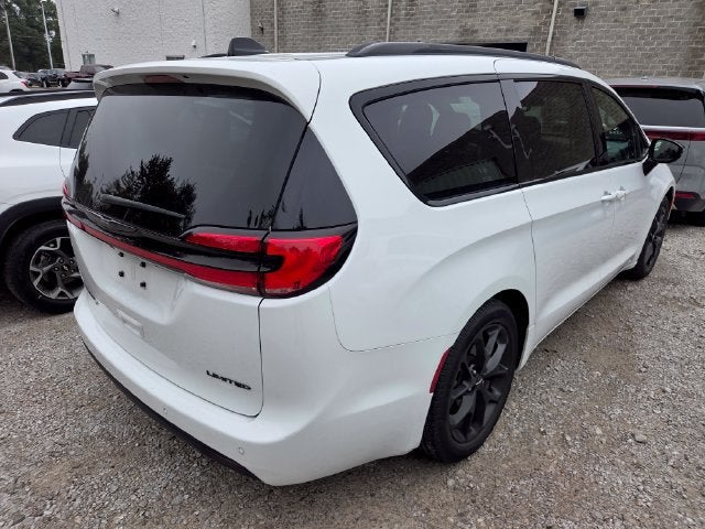 2025 Chrysler Pacifica Limited