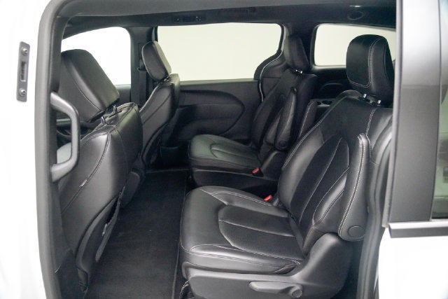 2024 Chrysler Pacifica Hybrid S Appearance Pkg