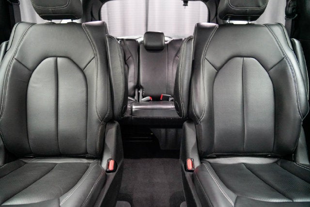 2024 Chrysler Pacifica Hybrid S Appearance Pkg