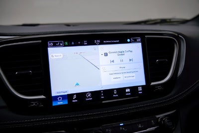 2024 Chrysler Pacifica Hybrid S Appearance Pkg