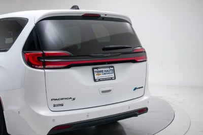 2024 Chrysler Pacifica Hybrid S Appearance Pkg