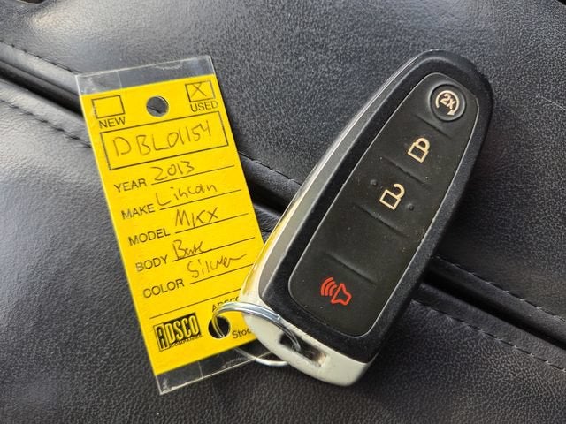 2013 Lincoln MKX Base