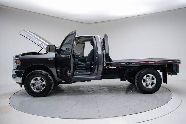 2020 RAM 2500 Tradesman Regular Cab 4X4 8' Box