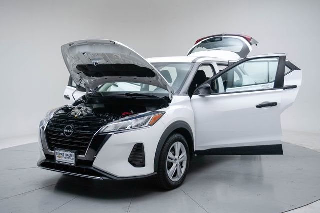 2022 Nissan Kicks S Xtronic CVT