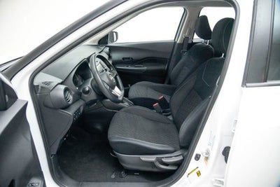 2022 Nissan Kicks S Xtronic CVT