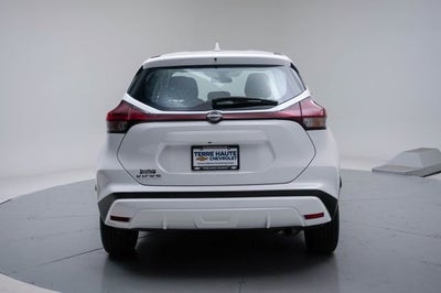 2022 Nissan Kicks S Xtronic CVT