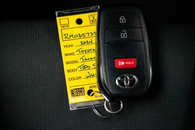 2024 Toyota Tacoma 4WD SR5