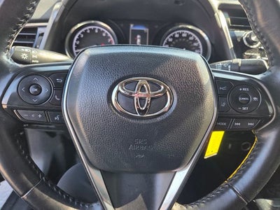 2020 Toyota Camry SE