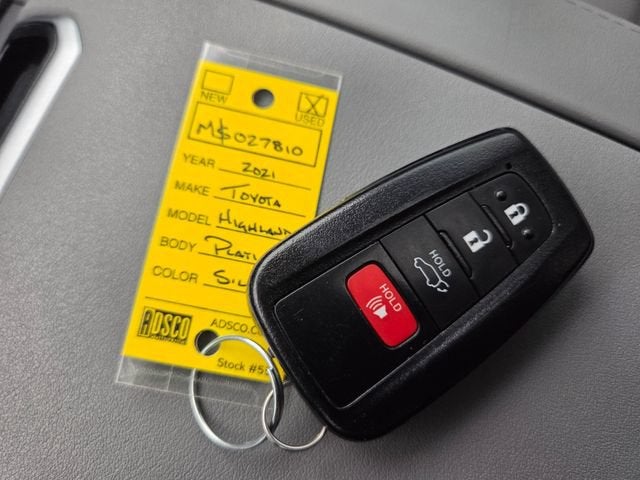 2021 Toyota Highlander Hybrid Platinum