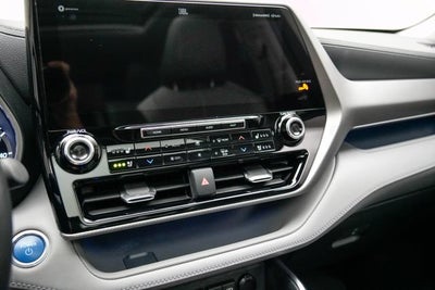 2021 Toyota Highlander Hybrid Platinum