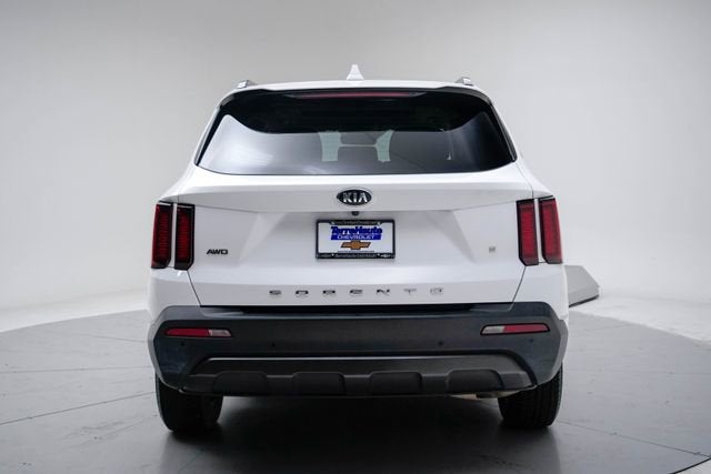 2021 Kia Sorento S