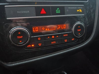 2019 Mitsubishi Outlander SE