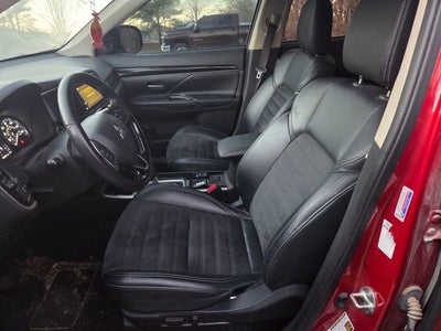 2019 Mitsubishi Outlander SE