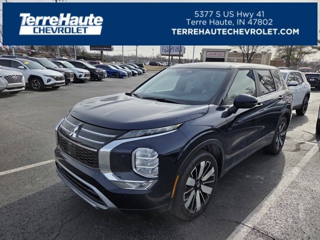 2025 Mitsubishi Outlander SE