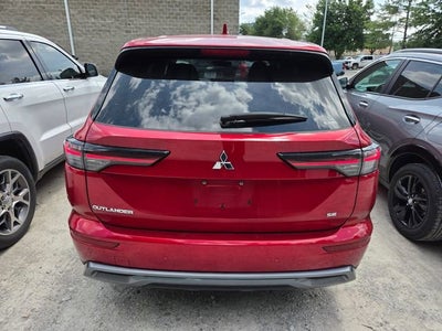 2025 Mitsubishi Outlander SE