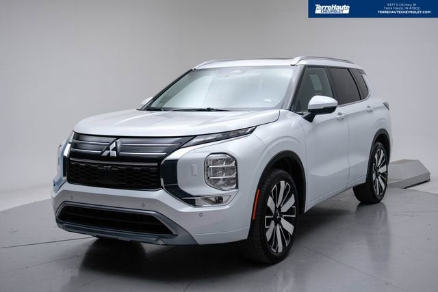 2025 Mitsubishi Outlander SEL